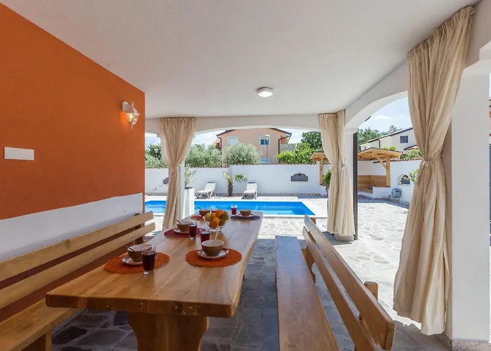 Deni By Interhome